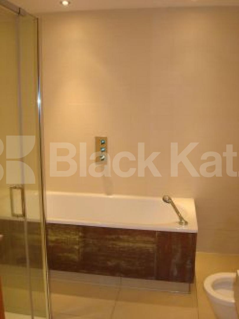 			NEW INSTRUCTION, 2 Bedroom, 1 bath, 1 reception Flat			 Arlington Road, CAMDEN